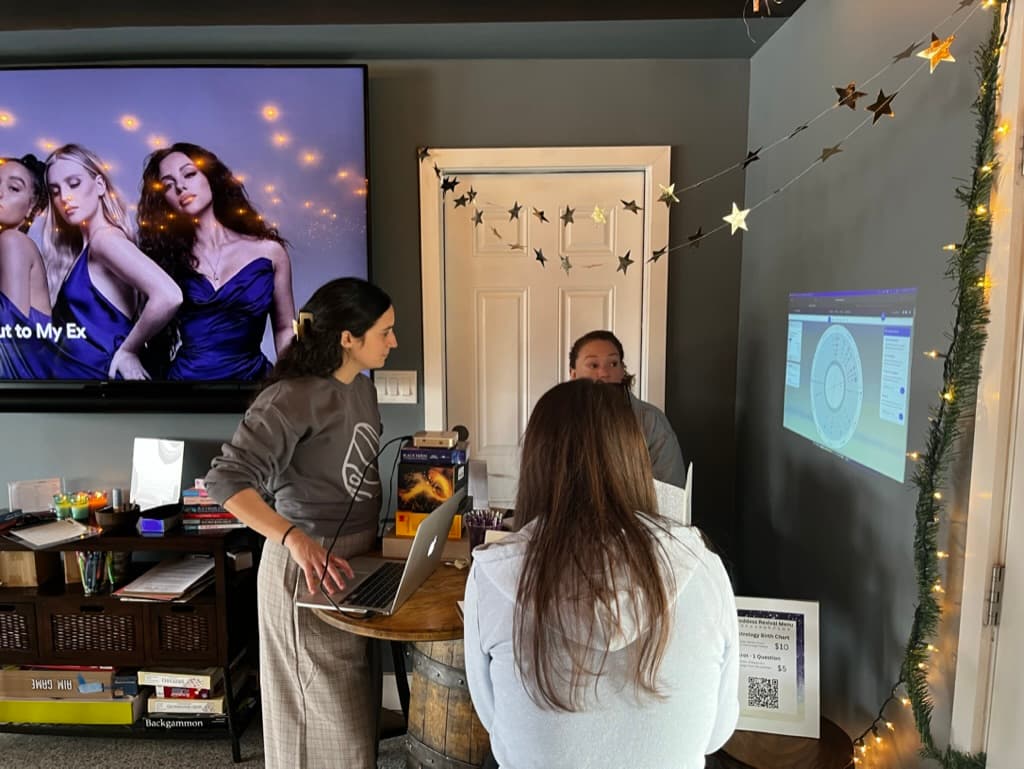 Astrology Booth — Booth action